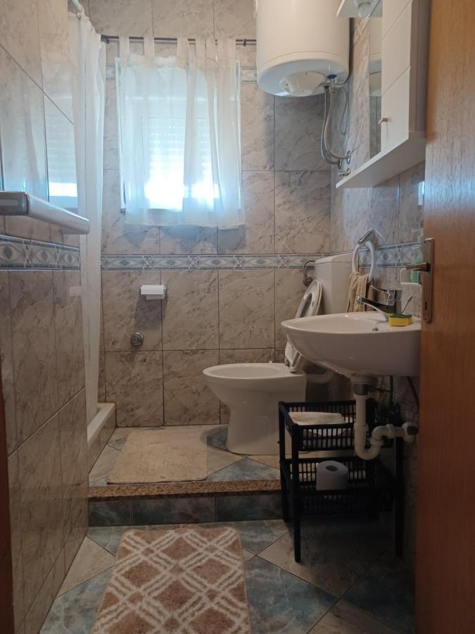 Apartman Antonio Appartamento Bibinje Esterno foto